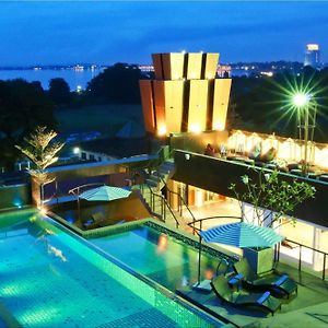 Rashmi'S Plaza Hotel Vientiane